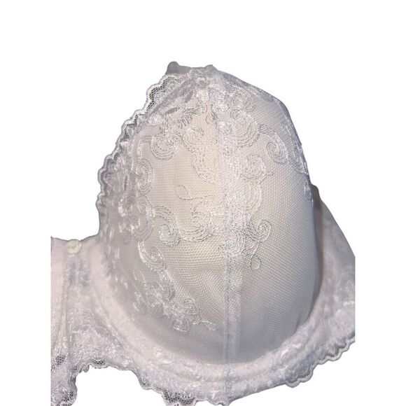Ambrielle woman’s 38DD white lace push up bra sexy cleavage - Picture 3 of 4